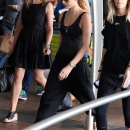 Hailey_Baldwin_282229~6.jpg