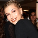Hailey_Baldwin_28529-3.jpg