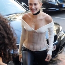 Hailey_Baldwin_28729~0.jpg