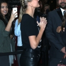 Hailey_Baldwin_287329.jpg