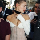 Hailey_Baldwin_28929~0.jpg
