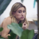 Hailey_Baldwin__281129~0.jpg