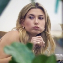 Hailey_Baldwin__281529~0.jpg