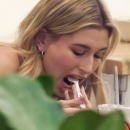 Hailey_Baldwin__28429~0.jpg