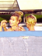 Filename=Hailey___Justin_281129.jpg
Filesize=1843KiB
Dimensions=2400x1534
Date added=Apr 21, 2017 Hailey___Justin_281129.jpg