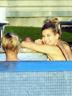 Filename=Hailey___Justin_281729.jpg
Filesize=1846KiB
Dimensions=2400x1462
Date added=Apr 21, 2017 Hailey___Justin_281729.jpg