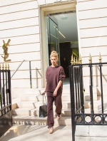 INSTAR_Hailey_Baldwin_Shopping_In_Paris_3341843779.jpg