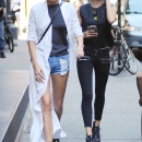 Filename=Kendall_Jenner_01.jpg
Filesize=943KiB
Dimensions=2100x3150
Date added=Jan 27, 2017 Kendall_Jenner_01.jpg