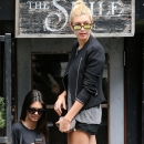 Kendall_Jenner_01~0.jpg