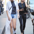 Filename=Kendall_Jenner_02.jpg
Filesize=1020KiB
Dimensions=2100x3150
Date added=Jan 27, 2017 Kendall_Jenner_02.jpg