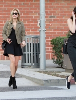 Filename=Kendall_Jenner_35~0.jpg
Filesize=2602KiB
Dimensions=5184x3456
Date added=Apr 21, 2017 Kendall_Jenner_35~0.jpg