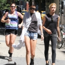 Filename=Kendall_Jenner_37.jpg
Filesize=912KiB
Dimensions=2100x3180
Date added=Jan 27, 2017 Kendall_Jenner_37.jpg