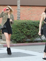 Filename=Kendall_Jenner_40~0.jpg
Filesize=2702KiB
Dimensions=5184x3456
Date added=Apr 21, 2017 Kendall_Jenner_40~0.jpg