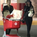 Filename=Kendall_Jenner___Hailey_Baldwin_10.jpg
Filesize=311KiB
Dimensions=1200x1800
Date added=Jan 27, 2017 Kendall_Jenner___Hailey_Baldwin_10.jpg