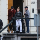 Kendall_Jenner___Hailey_Baldwin_28329.jpg