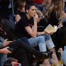 MCFan_for_Celeblounge_HQCelebCorner04-01-2017_07-57Kendall_Jenner2C_Hailey_Baldwin_04.jpg
