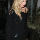 MCFan_for_Celeblounge_HQCelebCorner04-11-2016_14-23_07.jpg