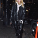MCFan_for_Celeblounge_HQCelebCorner10-12-2016_07-34Hailey_Baldwin_05.jpg
