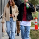 MEGA928106_Justin_Bieber_Hail_007.jpg
