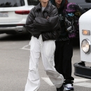 MEGA933188_justin_Hailey_Bieb_014.jpg