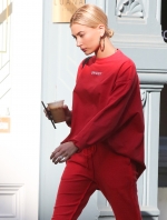 Filename=Startraks_Hailey_Baldwin_in_Soho_1141502795.jpg
Filesize=798KiB
Dimensions=1155x1732
Date added=Apr 29, 2017 Startraks_Hailey_Baldwin_in_Soho_1141502795.jpg