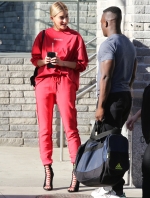 Filename=Startraks_Hailey_Baldwin_in_Soho_1141502806.jpg
Filesize=1436KiB
Dimensions=1154x1731
Date added=Apr 29, 2017 Startraks_Hailey_Baldwin_in_Soho_1141502806.jpg