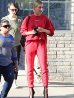 Filename=Startraks_Hailey_Baldwin_in_Soho_1141502810.jpg
Filesize=1427KiB
Dimensions=1155x1732
Date added=Apr 29, 2017 Startraks_Hailey_Baldwin_in_Soho_1141502810.jpg