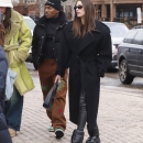 TID_HAILEY_BIEBER_836480.jpg