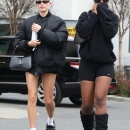 TID_HAILEY_BIEBER_857215.jpg
