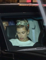 X17_Kendall_Jenner_Part2_042117_11.jpg