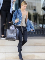 Filename=X17_baldwin_hailey_040617_05.jpg
Filesize=1640KiB
Dimensions=2039x2852
Date added=Apr 06, 2017 X17_baldwin_hailey_040617_05.jpg