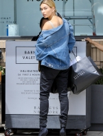 X17_baldwin_hailey_040617_15.jpg