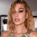 hailey-baldwin-at-julien-macdonald-fashion-show-in-london-09-17-2016_3.jpg