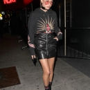 hailey-baldwin-at-the-nice-guy-in-west-hollywood-12417-27.jpg
