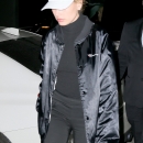 hailey-baldwin-out-and-about-in-new-york-01-15-2017_12.jpg