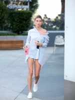 Filename=hailey-baldwin-out-in-la-41217-1.jpg
Filesize=3140KiB
Dimensions=2000x3000
Date added=Apr 21, 2017 hailey-baldwin-out-in-la-41217-1.jpg