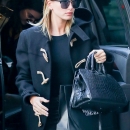 hailey-baldwin-shopping-in-nyc-11617-22.jpg