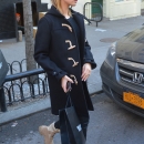 hailey-baldwin-shopping-in-nyc-11617-27.jpg