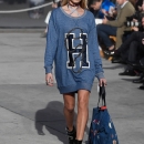 Filename=hailey-baldwin-tommy-hilfiger-tommy-land-fashion-show-i_0002.jpg
Filesize=173KiB
Dimensions=683x1024
Date added=Feb 09, 2017 hailey-baldwin-tommy-hilfiger-tommy-land-fashion-show-i_0002.jpg