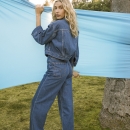 hailey-bieber-jaden-smith-levis-campaign-spring-2020-23.jpg