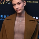 hailey_baldwin__28129~0.jpg
