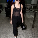 hqcelebcorner_281029~3.jpg