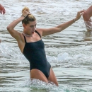 hqcelebcorner_284329~0.jpg