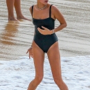 hqcelebcorner_284429~0.jpg