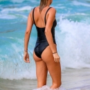hqcelebcorner_28529~0.jpg