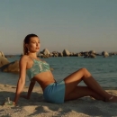 versace-dylan-turquoise-pour-femme-fragrance-campaign_mp40436.jpg