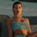 versace-dylan-turquoise-pour-femme-fragrance-campaign_mp40501.jpg