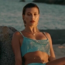 versace-dylan-turquoise-pour-femme-fragrance-campaign_mp40504.jpg