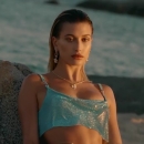 versace-dylan-turquoise-pour-femme-fragrance-campaign_mp40529.jpg
