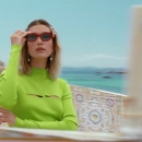 versace-dylan-turquoise-pour-femme-fragrance-campaign_mp40590.jpg